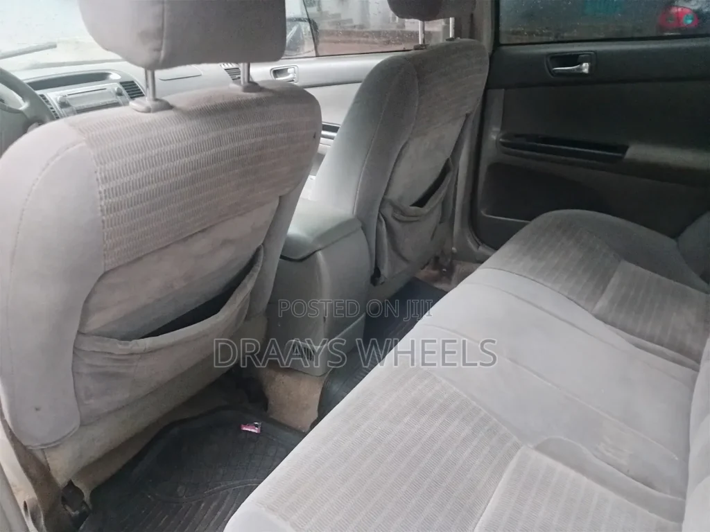 2005 toyota camry7