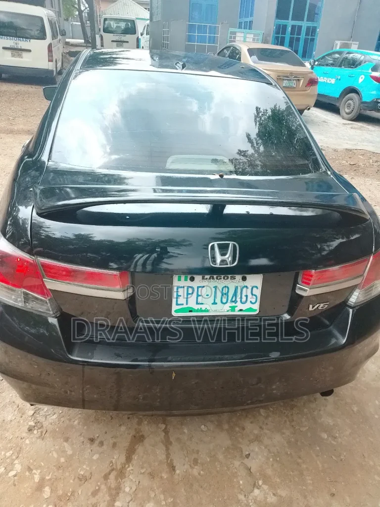 honda accord 2011 black1