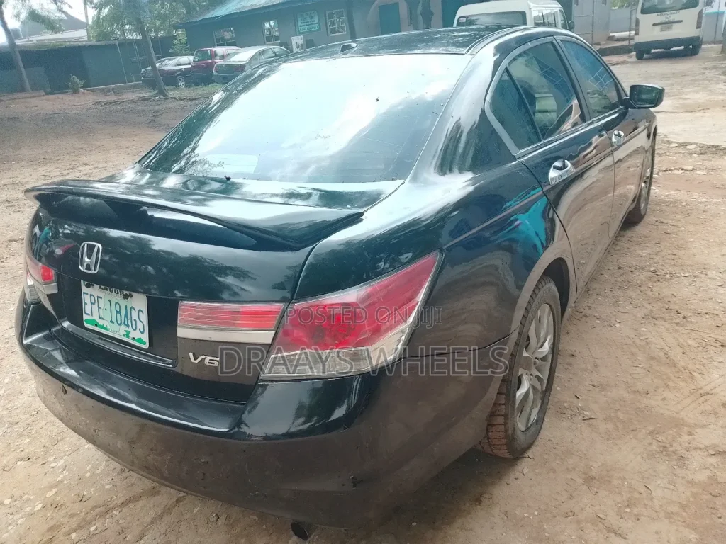 honda accord 2011 black3
