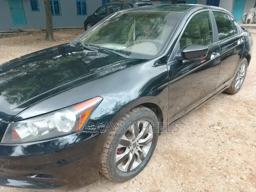honda accord 2011 black9