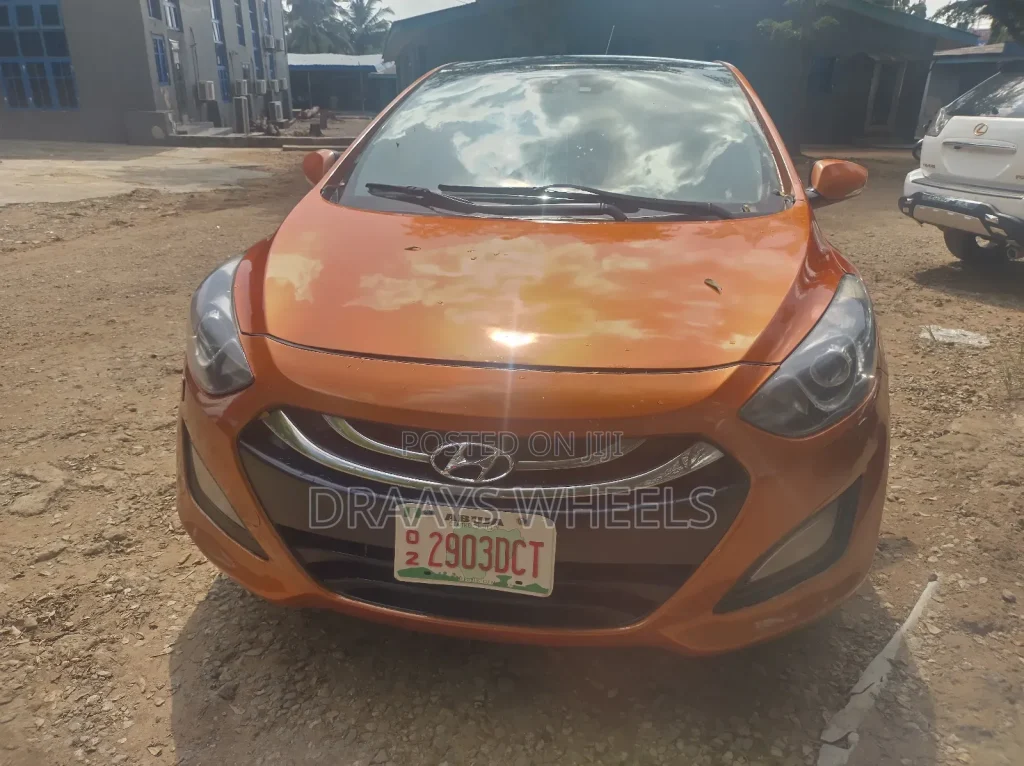 hyundai i30 2014 orange