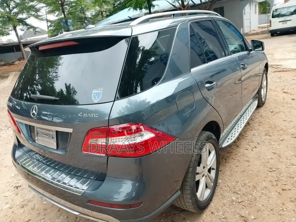 mercedes benz m class 2012 gray1