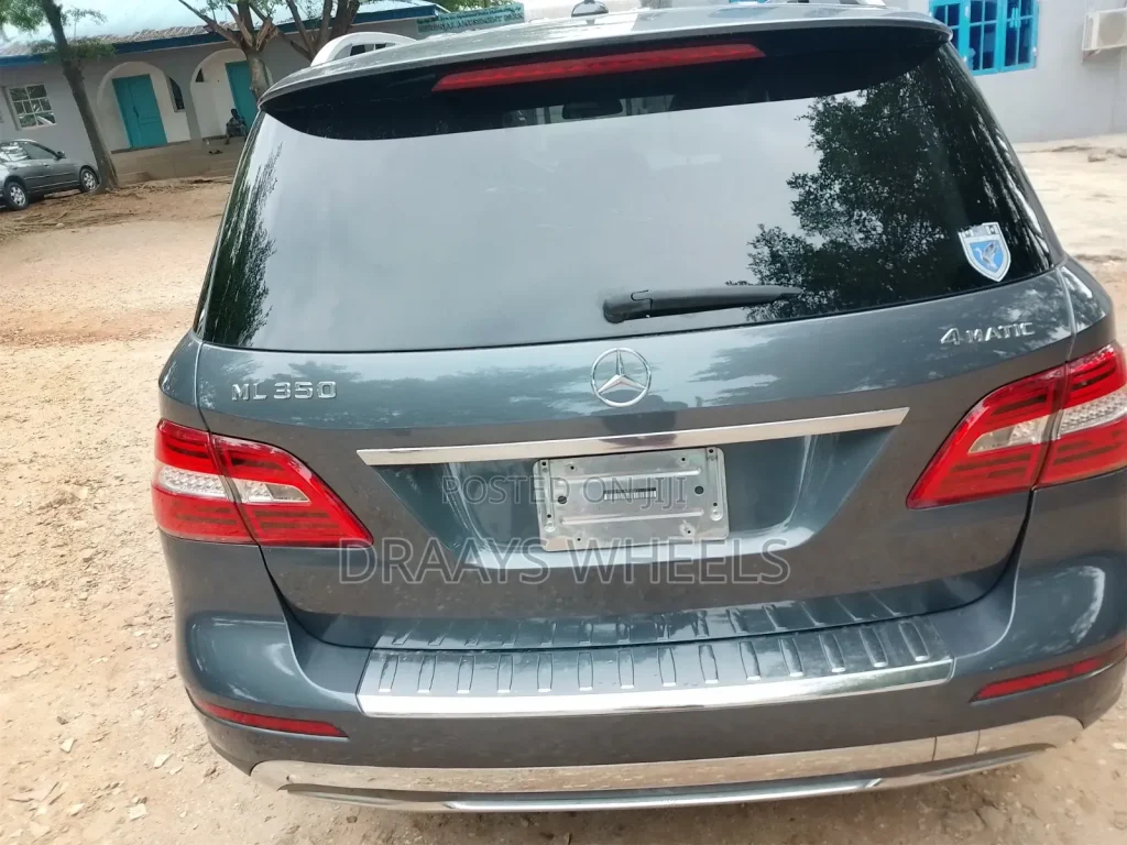 mercedes benz m class 2012 gray2
