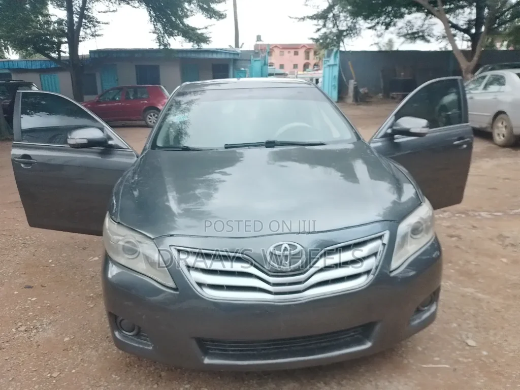 toyota camry 2008 gray