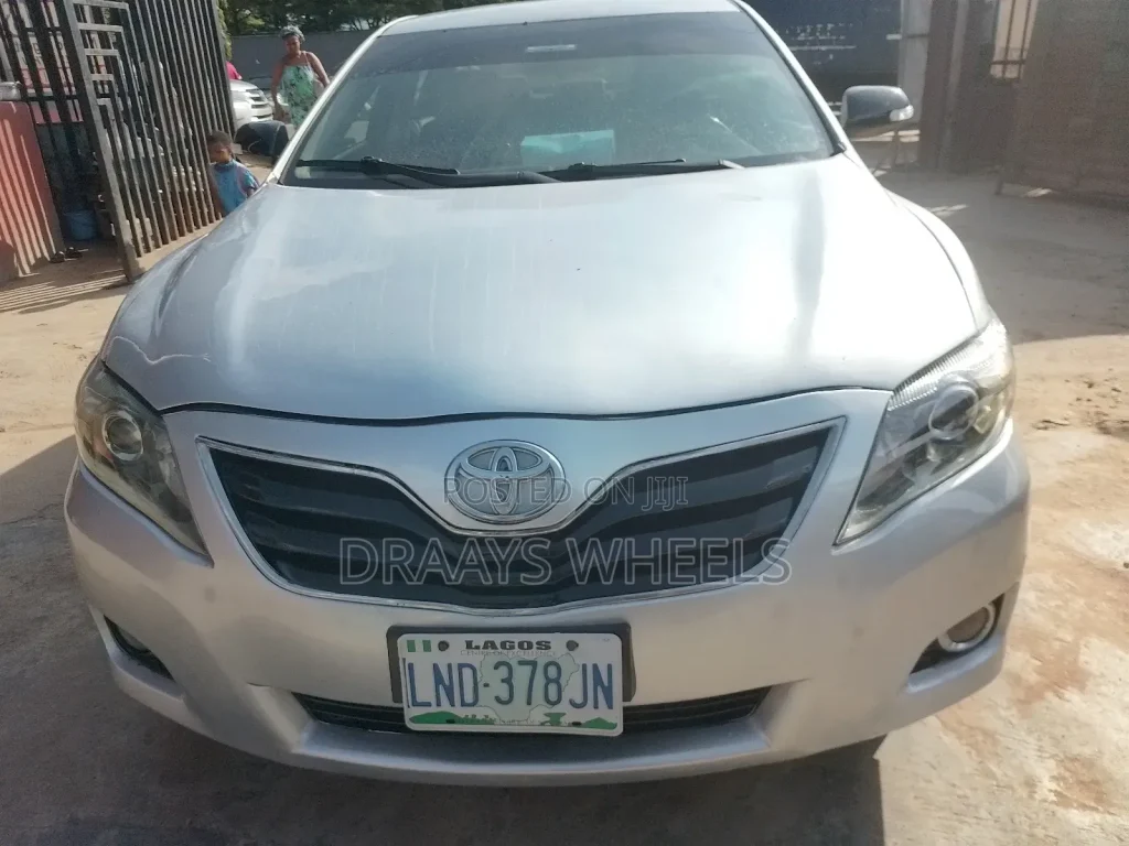 toyota camry se 4dr sedan
